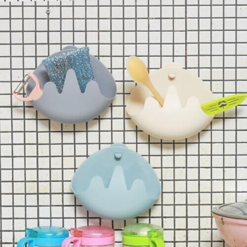 The kitchen sink hang bag Adjustable buckle basket type plastic drop faucet sponge sundry receive basket