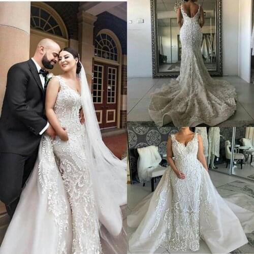 Plus Size Mermaid Wedding Dresses With Detachable Train V Neck 3D Floral Lace Appliques Bridal Gowns Zpper Back Wedding Dress