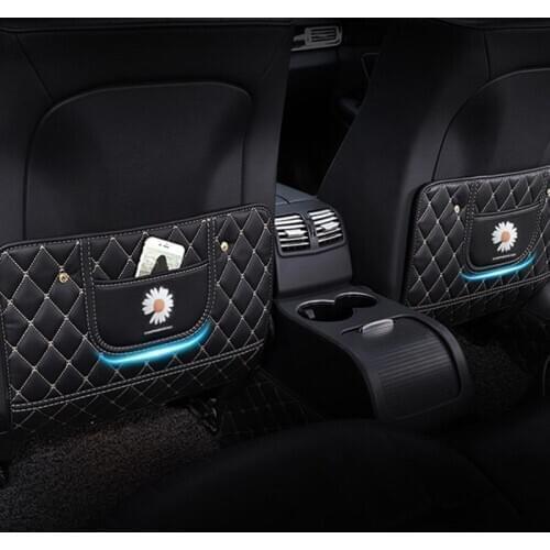 Four seasons personal cartoon daisy lady anti-dirty protection pad car rear seat back child protection pad cartoon anti-kick pad