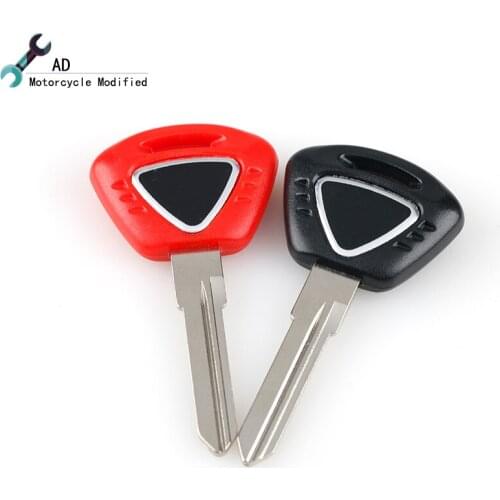 T 100 T 900 T 800 Embryo Blank Keys Can install chip Motor bike Moto Part For Triumph T100 T900 T800 Motorcycle Accessories
