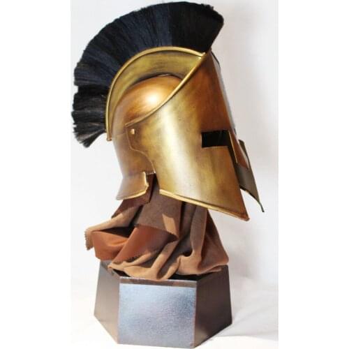 THE MEDIEVAL ANCIENT GREEK WARRIORS CAN WEAR WARS AND WARS OF THE KING OF BALD HEAD