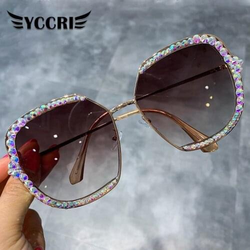 Trending Products 2020 Oversized Women Sunglasses Women Luxury Rhinestone Square SunGlasses Clear Lens Sunglasses VintageShades