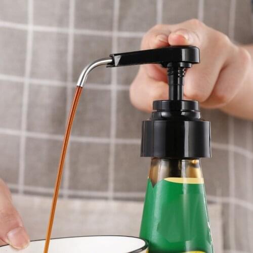 1pcs Stainless Steel Oyster Sauce Squeezer Oil Press Sauce Briquetting Hand Tools Kitchen Accessories White