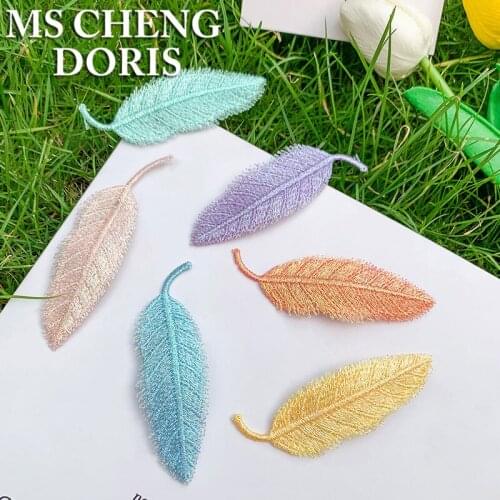 1Pcs Fashion Leaf Shape Hairpin Top Clip Elegant Hairpin Bangs Clip BB Barrettes Hair Clip Color Feather Hair Accessories Gift