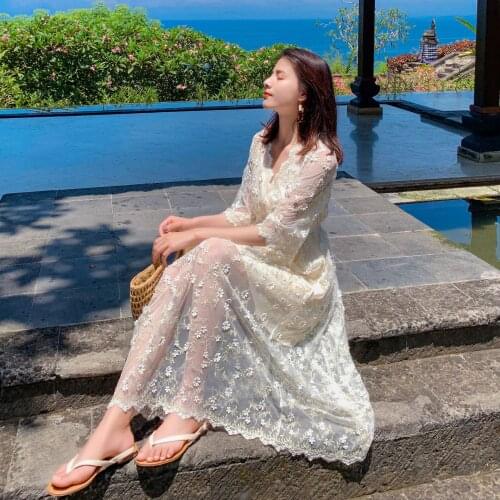 Summer Womens Holiday Beach Dress Vintage Elegant Long Flowers V-neck Lace Chiffon Womens White 2 Piece Underwear + Dresses