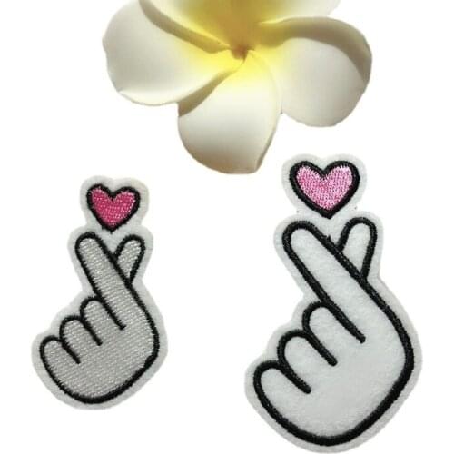 Cartoon Hand Patches for Children Clothing DIY Sticker Clothes Smiling Creative Love Gesture Embroidery Patches Hat Decoor