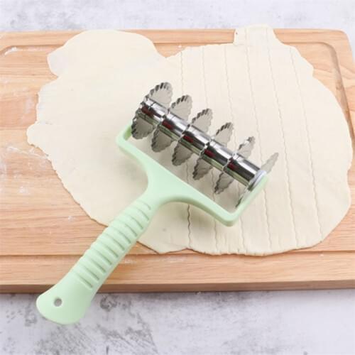 QueenTime Pastry Knives