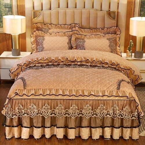 Velvet King Size Bedding Set Luxury Comforter Cover 4pcs Europe Quilted Lace Bedskirt Soft Warm Full Queen with Two Pillowcases