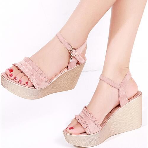 Sandals female 2019 summer new fish mouth wedge with platform waterproof platform wild word buckle super high heel sexy female