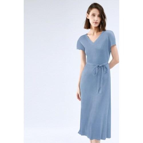 Women Dress Plus Size Summer 2020 New V-Neck Short Sleeved Lace-up Waist Solid Colour Split Elastic Miyake Pleated Dress Midi