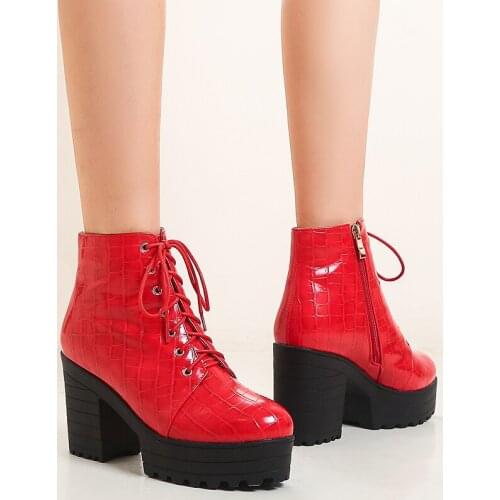 Black chunky motorcycle boots for women platform Ankle boots Ladies punk boots Autumn winter Short boots shoes Сапоги женские 37