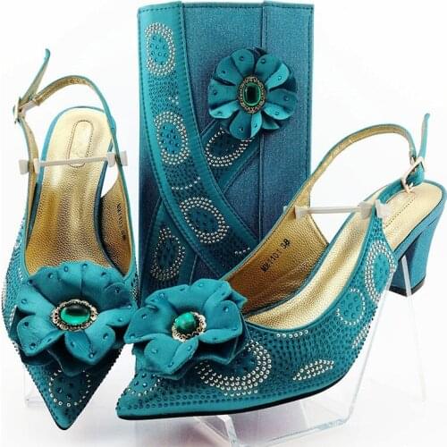 High Quality Applique Decoration Shoes And Bag Set Blue Color Luxury Square Heels 7CM Shoes And Bags Set For Celebration Party