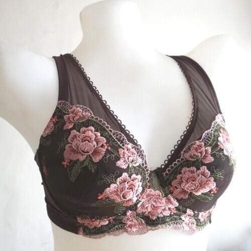New Arrival Thin Sexy Lingeries Women bras plus size 100CD large cups Vest lace Exquisite Embroidery flower womens underwear