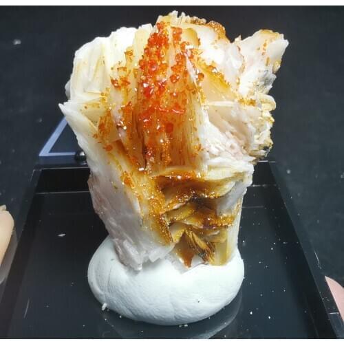Fine natural vanadium lead ore white flower barite specimen mineral crystal rock ore mark original stone ornament