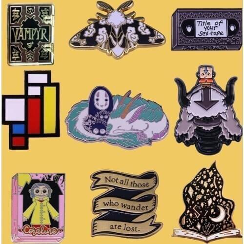 SP145 Halloween Enamel Pin Ghost Brooches Backpack Clothes Lapel Pin Fun Anime Badge Punk Jewelry Gift 1pcs