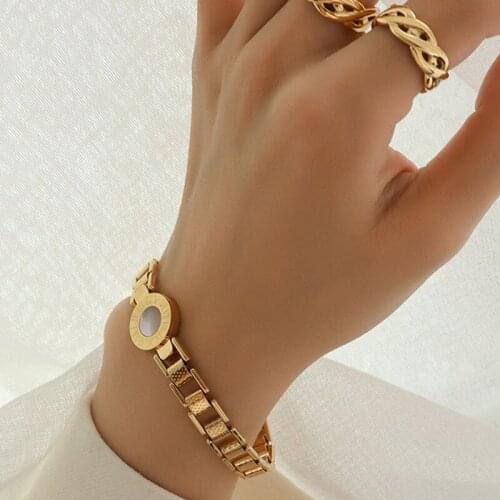 2021 Latest Design Fashion Stainless Steel Link Chain Bracelets For Women Girl Gold Color Popular Roman Number Shell Bracelet