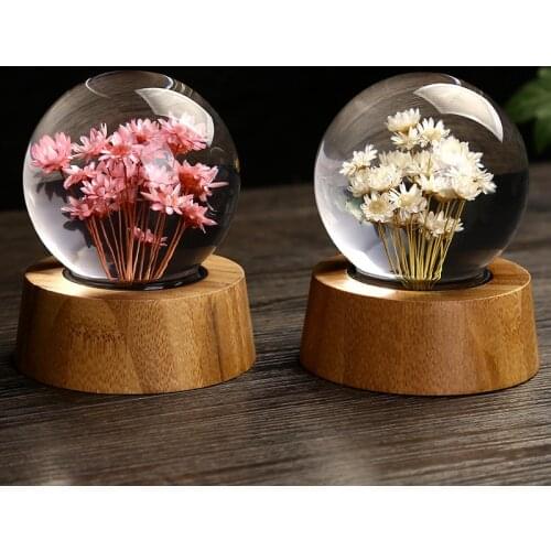 Plant Specimen Daisy Crystal Ball Music Box Sky City Wood Resin Decoration Creative Happy Birthday