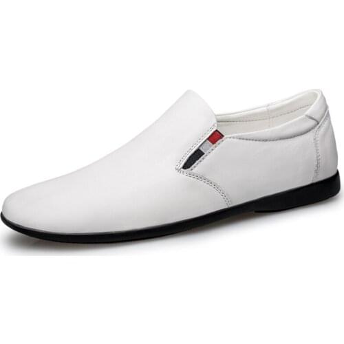 Genuine Leather Mens Casual Shoes 2021 New Men Loafers Luxury Designer Driving Moccasin Men Soft Flats Formal Slip on Shoes Man