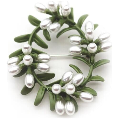 New Leaf Charm Brooches Half Hole Imitation Pearl Green Retro Brooch For Girl Women Cute Plant Clothes Jewelry Accessori