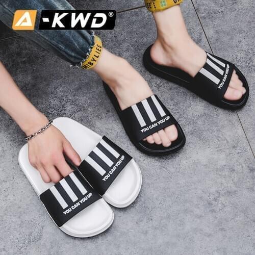 2020 Kanye West Man Slippers fashion Men Foam Runner Summer Slides Men Casual Home Slippers Beach Shoes EVA injection Male Shoes