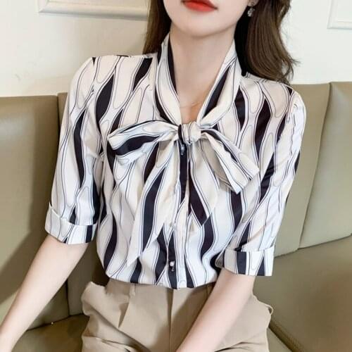 Striped Bow Blouse Women Short Sleeve Chiffon Woman Clothes 2021 Summer Tops Button Korean Fashion Womens Shirts Chemisier Femme