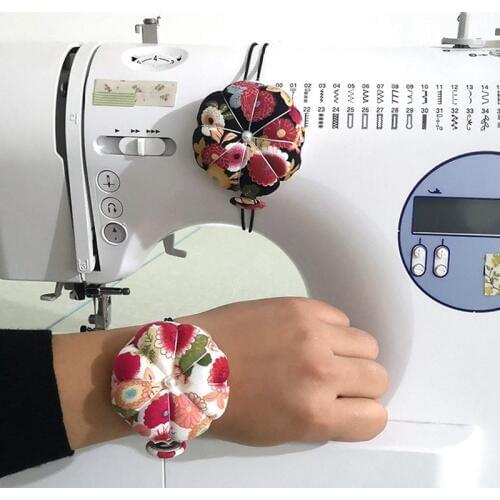 Floral Shaped Needle Pin Cushion Multi-purpose Floral Wrist Pin Cushion Gift Decorative Sewing Needlework Mat DIY Craft Supplies