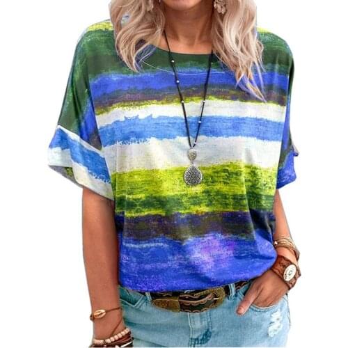 2021 Summer New Casual Rainbow Gradient Short Sleeve Loose Pullovers Women Elegant Round Neck Vintage Stripe Print Streetwear