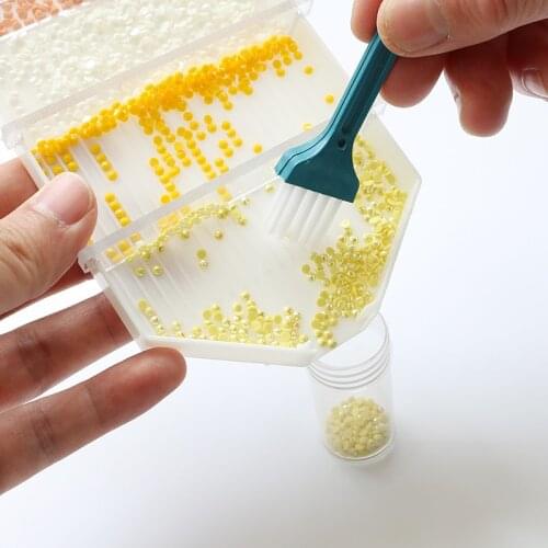 Handmade Craft Baffle Embroidery Tool Point Drill Plate DIY Diamond Painting Tray Cross Stitch Storage Embroidery Accessories