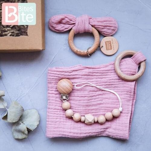 1set Baby Teether Pacifier Clip Chain Ring Rattle Toys Bandana Bibs Burp Cotton Cloths Wooden Rodent Blank ChildrenS Goods Gift