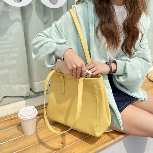 Soft PU Leather Women Shoulder Underarm Bag Large Capacity Female Casual Tote for Travel Retro Solid Color Ladies Yellow Handbag