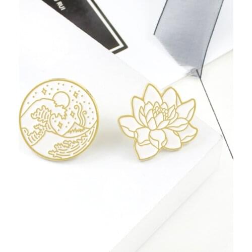 White Gold Color Lotus Flower And Sea Wave Creative Brooch Set Nature Plant Pin Hat Backpack Brooches Jewelry Women Men Gift