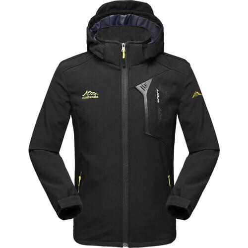 2019 New spring soft shell jacket man waterproof jacket men outdoor hiking coat Windbreakers For Camping Hiking Trekking 667