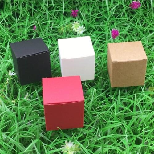 25Pcs/Lot 5x5x5cm Four Colors Add Hollow Heart Paperboard Wrapping Pack Box Design For Food Macaron Cake Mini Gift Storage Box