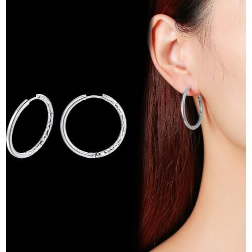 Circle Round Hoop Earrings for Women Hammered Huggie Hoops Stainless Steel Silver Color Charm Female Middle Earrings