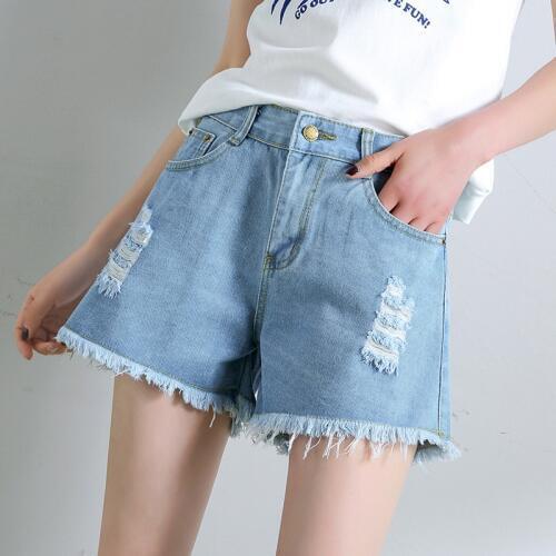 Cowboys shorts women 2018 summer new Korean womens womens ragged burrs loose slim leggings large code hot pants LQ0093