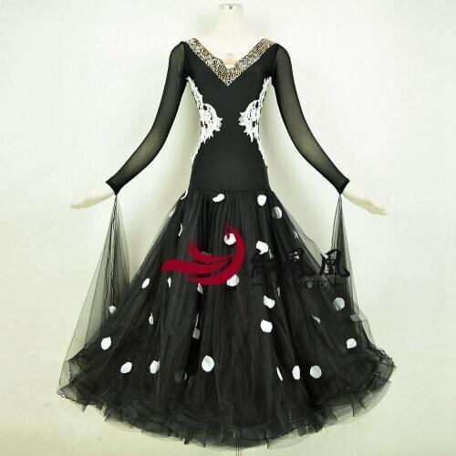 Standard Ballroom Dress Women New Of 2018 Custom Made Black High-necked Long Sleeved Waltz Ballroom Dance Competition Dresses