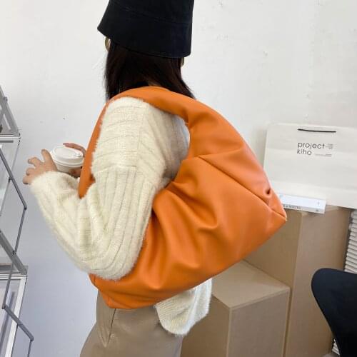 Soft Korean Fashion Clouds Shoulder Bag for Women 2021 New Folds Retro Dumplings Baguette Bags Totes Clutch Purses and Handbags