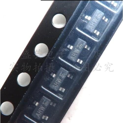 100pcs/Lot BCX70H BCX70 SOT-23 AH AHW IC