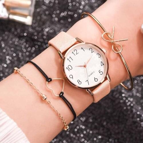 Wholesale Fashion Small And Delicate European Beauty Simple Casual Bracelet Watch Suit