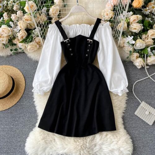 Korean version of age-reducing and thinning fake two-piece suspender skirt hollow strapless puff sleeve dress female autumn