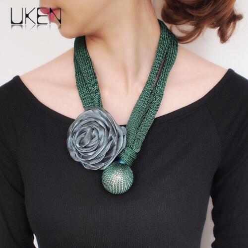 Big Imitation Pearl Chokers Necklaces Rose Flower Thick Rope Adjustabl Statement Pendant Necklaces Women Jewelry UKEN