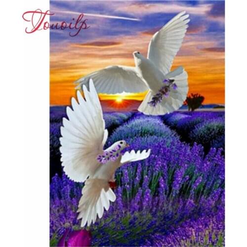 Peace Doves 5D round Shaped Diamond Painting Embroidery Needlework Rhinestone Crystal Cross Craft Stitch Kit - Home Decor Craft
