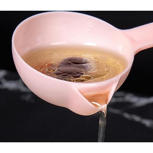 Kitchen Plastic Long Handle Soup Oil Separator Filtering Spoon Home Colander Kitchen Supply Long Handle Design Strainers