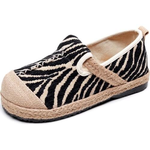 Vintage Handmade Ladies Leopard Cotton Linen Slip On Loafers Breathable Women Casual Canvas Flat Espadrilles Comfort Shoes