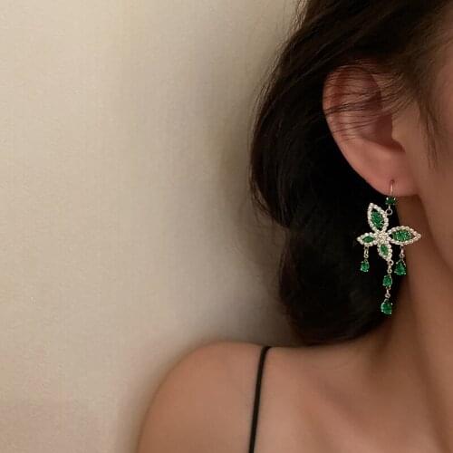 Womens Earrings 2021 Trend Vintage Ear Stud Pendant Fine Woman Accessories Retro Luxury Jewelry Women Earring Piercing