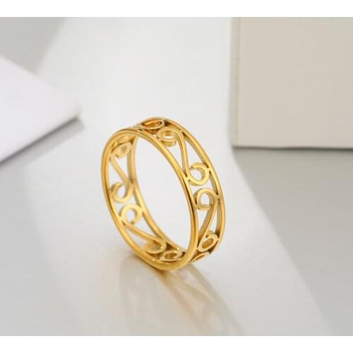 Cazador Elegant Geometric Retro Filigree Gold Color Women Ring Stainless Steel Cutout Finger Rings Wedding Jewelry Gifts Friends