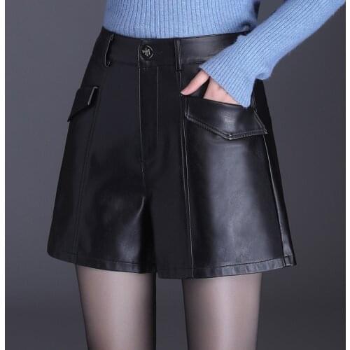 Autumn PU Leather Shorts Womens Casual High Waist Slimming Cropped Trousers Korean Outerwear Loose Straight Shorts Plus Size