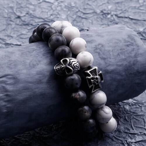 Simple and versatile mens handmade beaded bracelet elastic rope white stone titanium steel skull bracelet