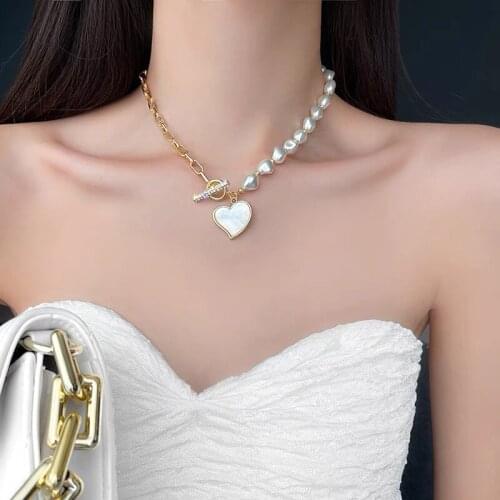 Origin Summer Unique Design Asymmetry Love Heart Pendant Necklace for Women Simulation Pearl Shell Toggle Clasp Necklace Jewelry