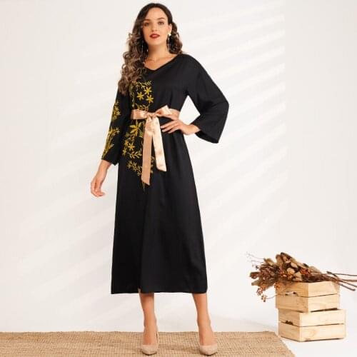 Product Ladies Fashion Long-sleeved V-neck Celebrity Style Gold Thread Embroidery Loose Black Tie Belt Long Sweet Woman Dress